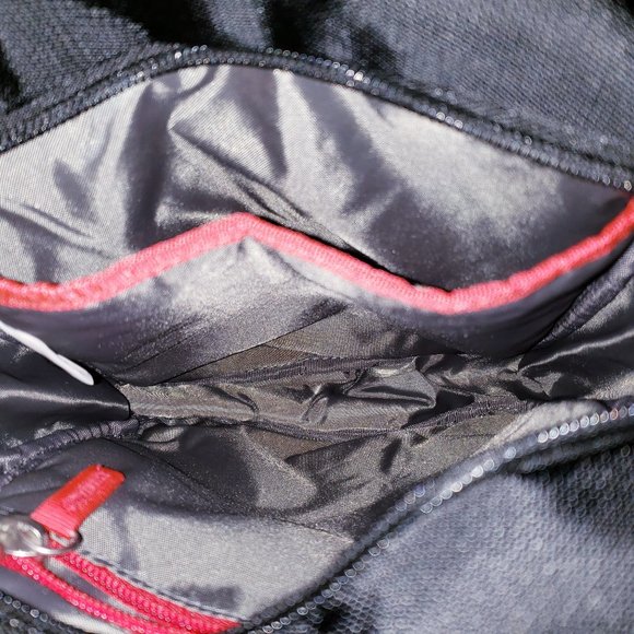 American Tourister Cross Body Bag – Black - Picture 9 of 10